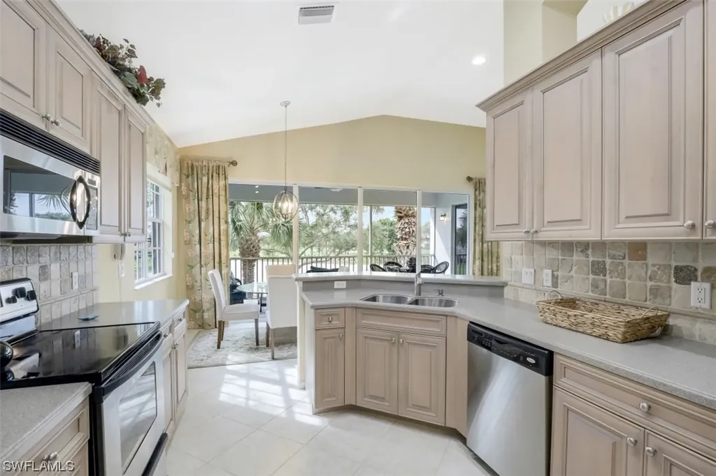 10392 Autumn Breeze Drive Estero FL 34135