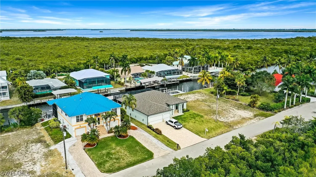 3278 Pine Tree Drive St. James City FL 33956