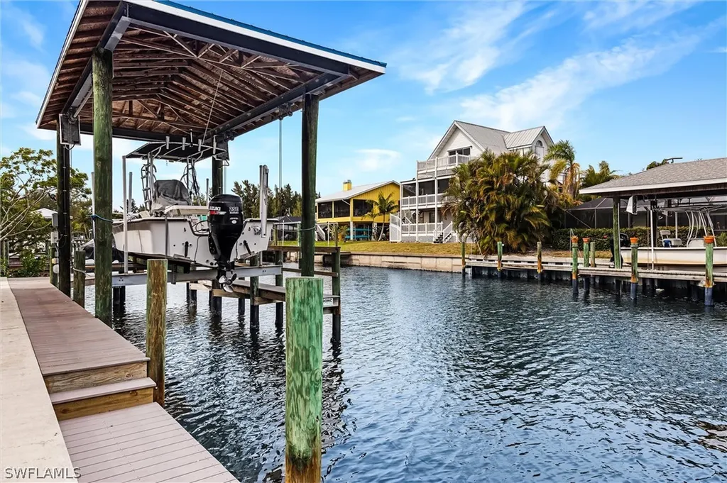 3278 Pine Tree Drive St. James City FL 33956