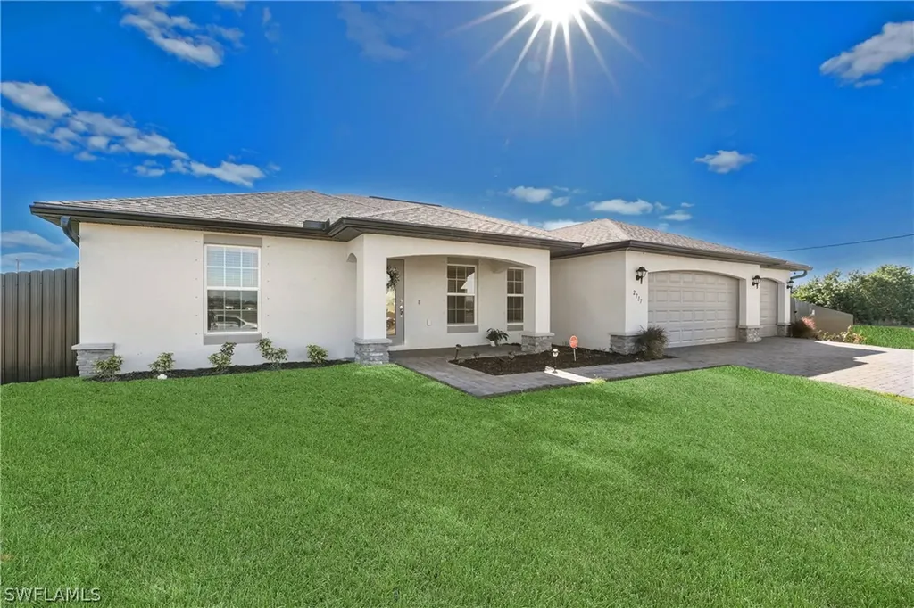 2717 NE Juanita Place Cape Coral FL 33909