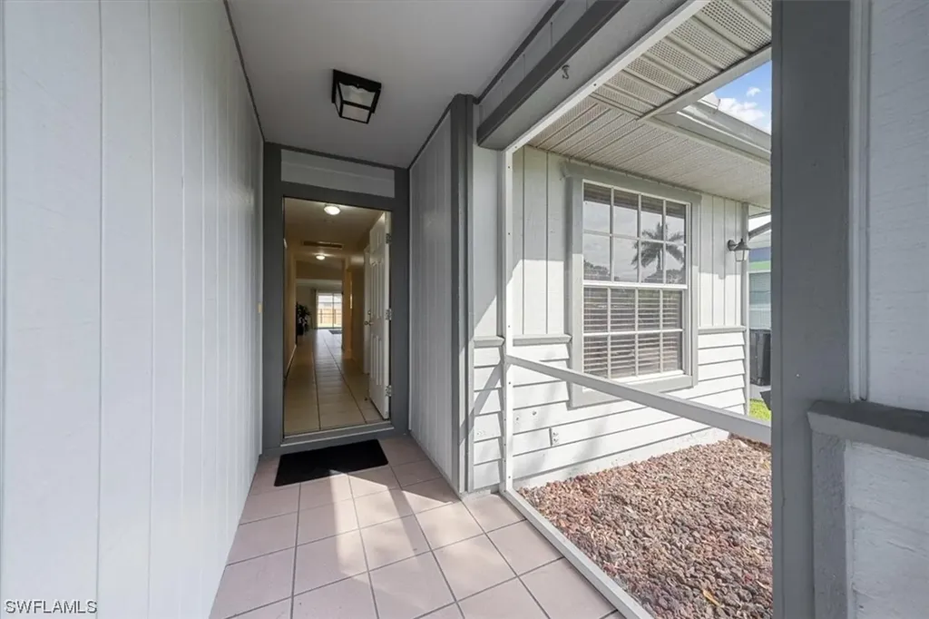 779 102nd Avenue N Naples FL 34108