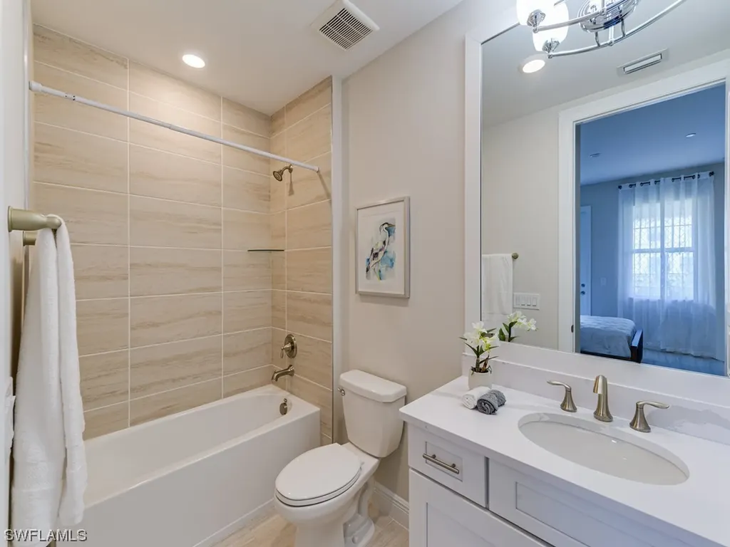 16374 Viansa Way Naples FL 34110