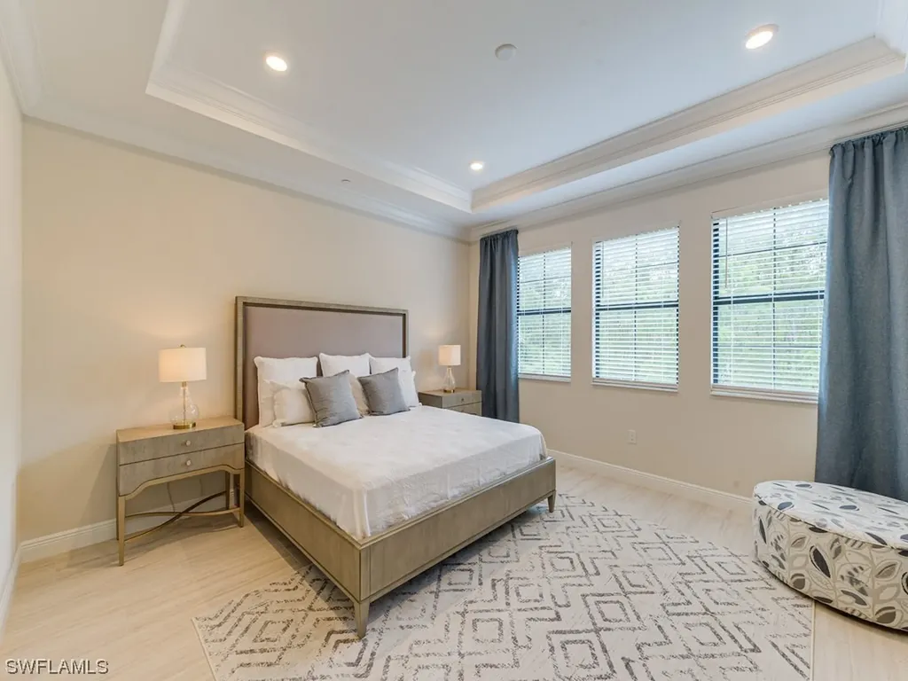16374 Viansa Way Naples FL 34110