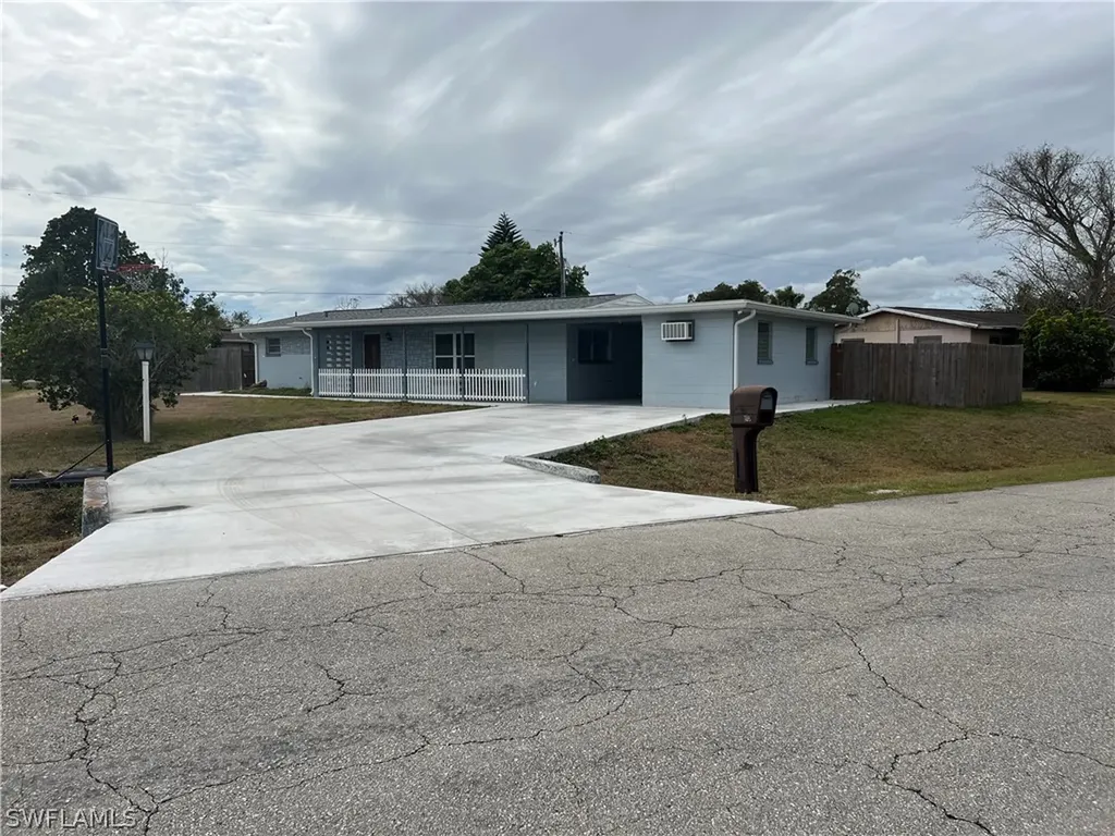 106 E Jasmine Road Lehigh Acres FL 33936