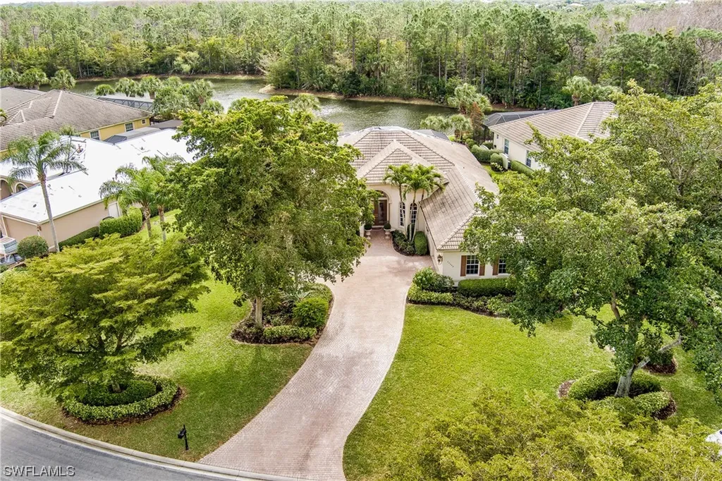 22044 Sycamore Grove Estero FL 34135