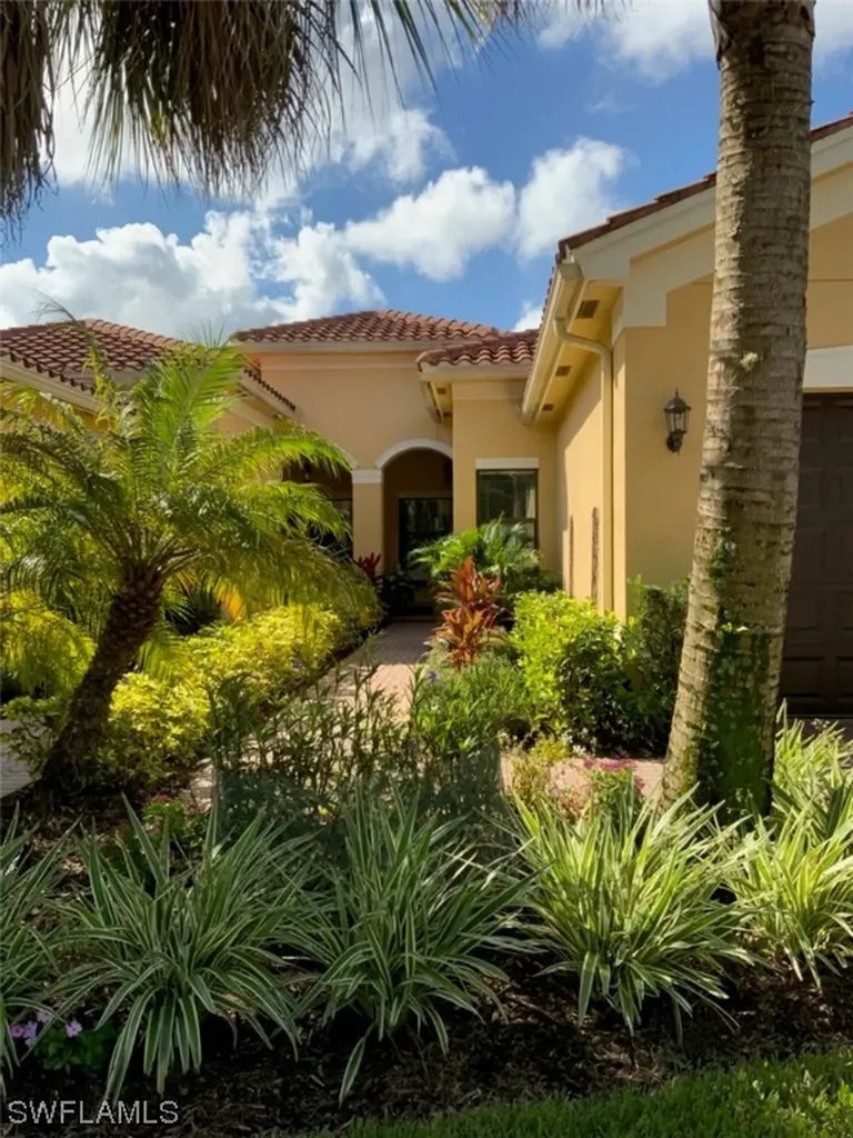 13354 Coronado Drive Naples FL 34109