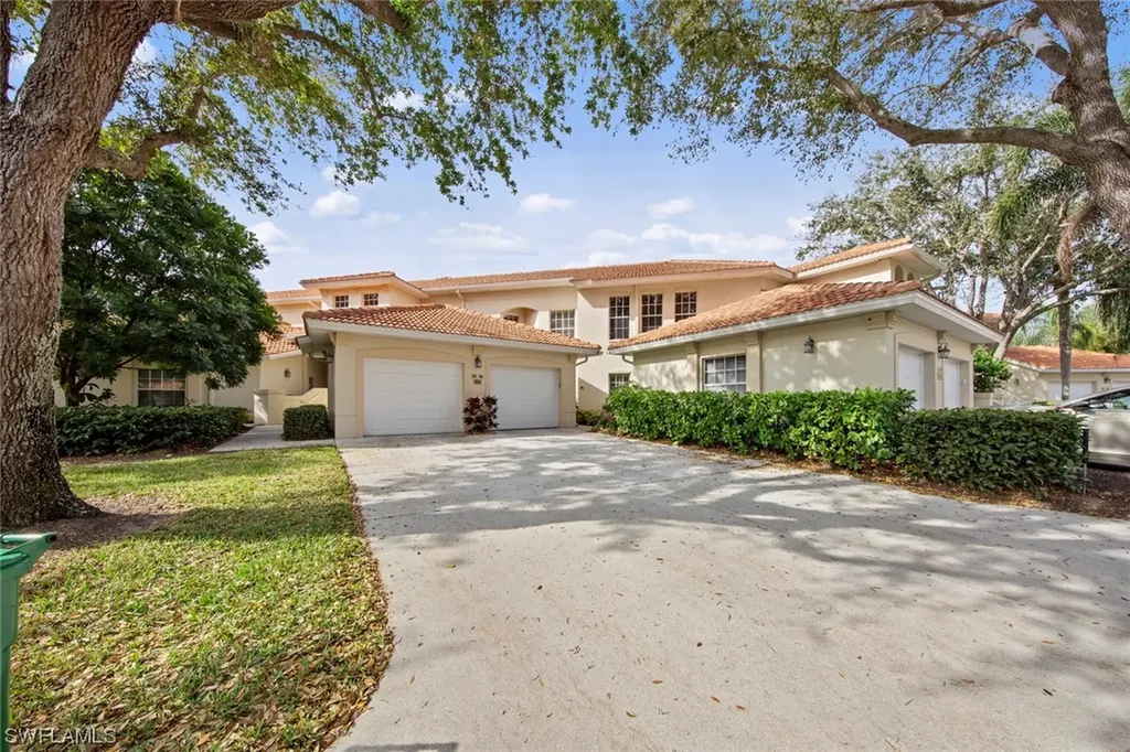 1054 Egrets Walk Circle Naples FL 34108