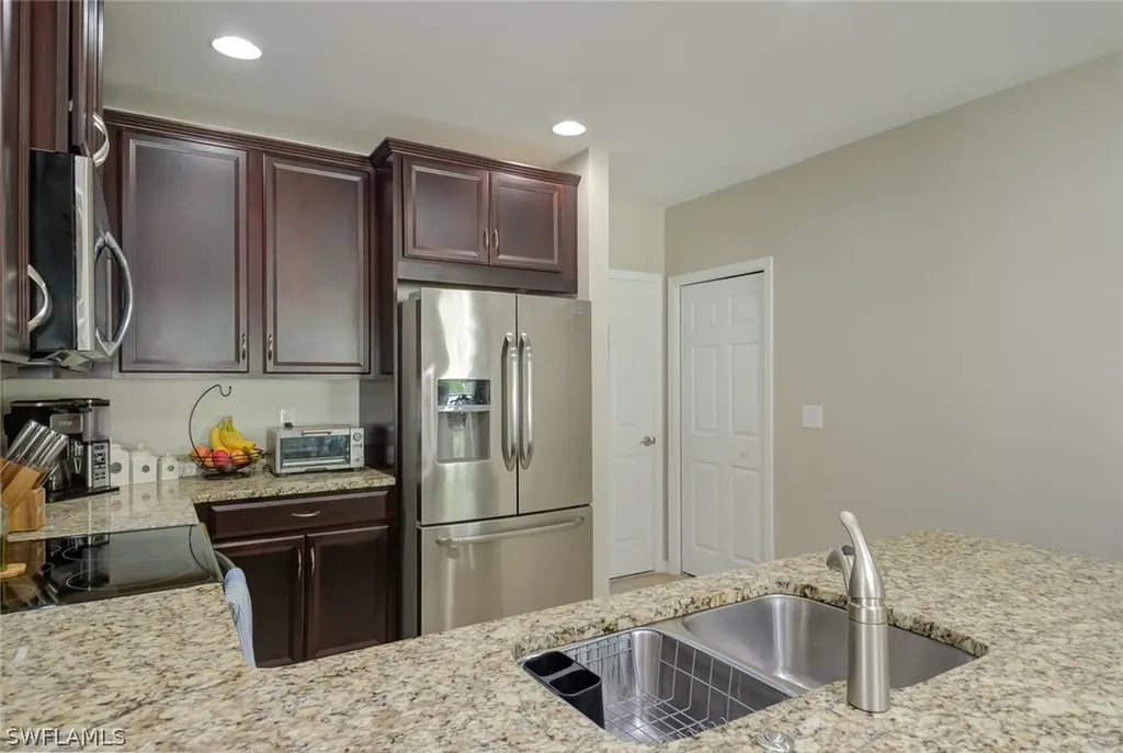 3816 Tilbor Circle Fort Myers FL 33916