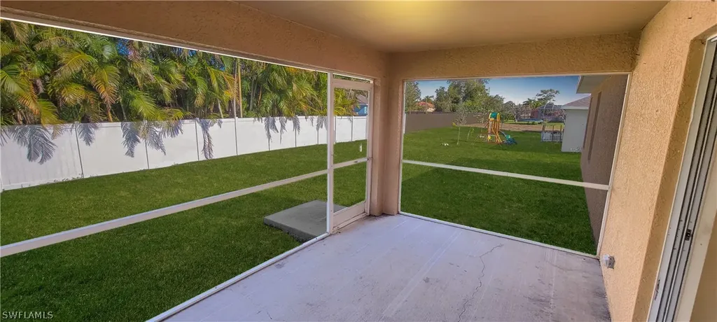 311 SW 11th Place Cape Coral FL 33991