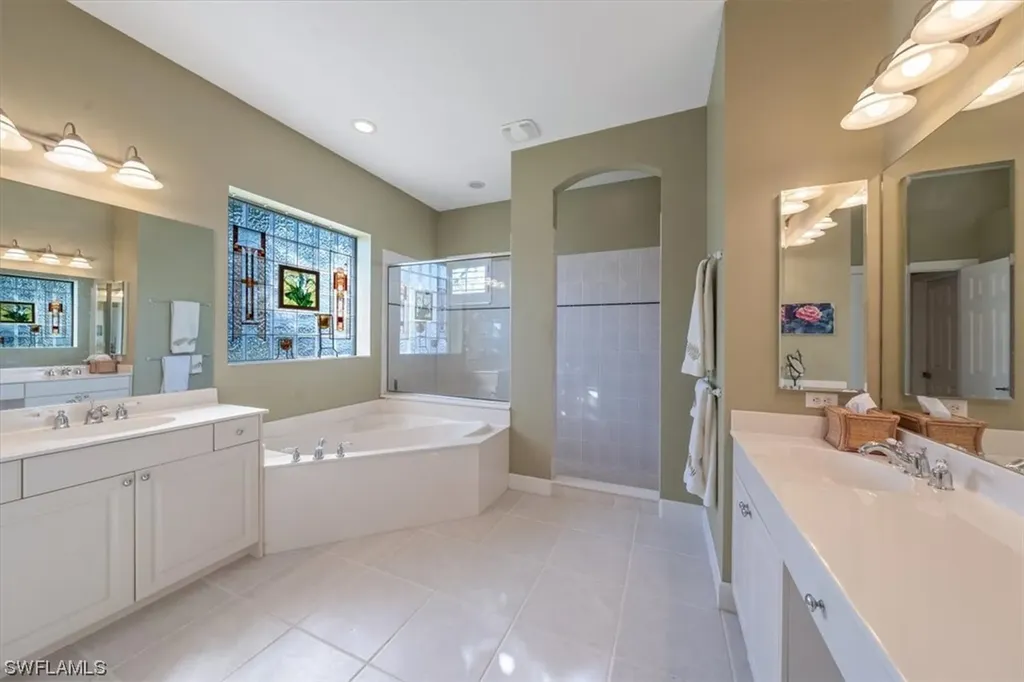 8789 Hideaway Harbor Court Naples FL 34120