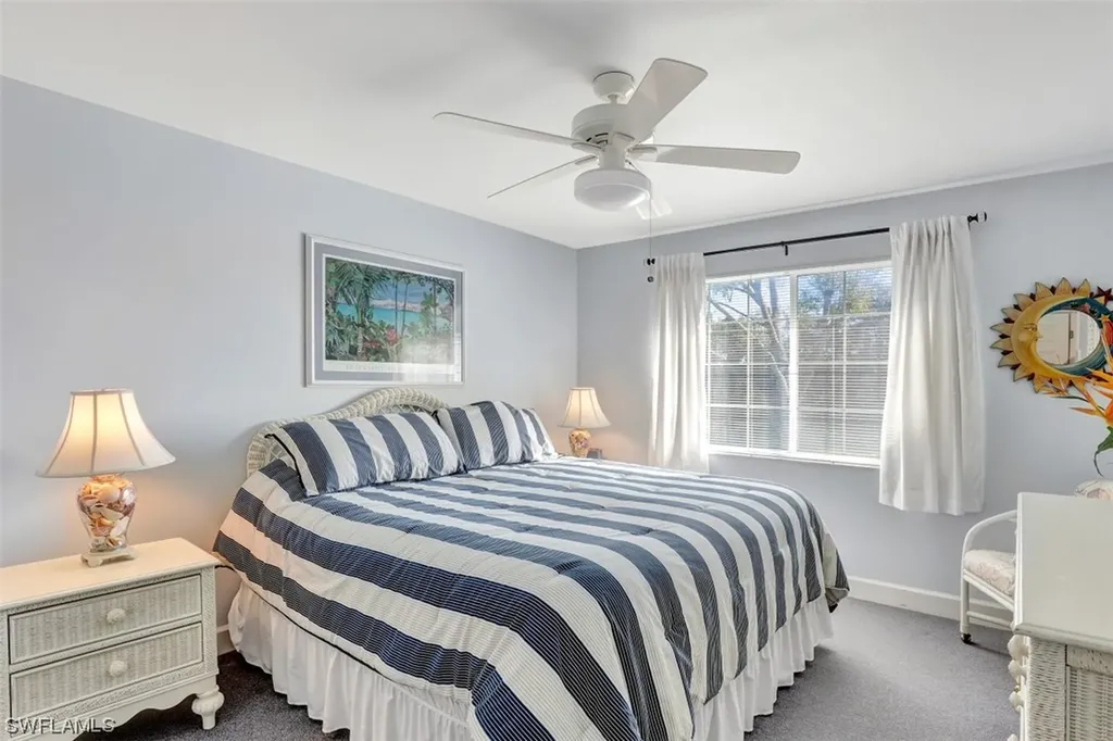 242 Edgemere Way E Naples FL 34105