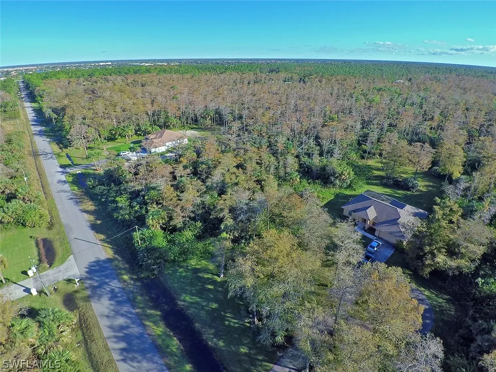 37TH Avenue NE Naples FL 34120