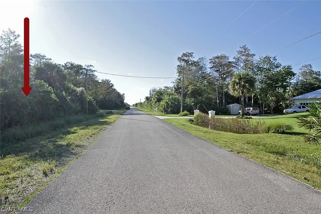 37TH Avenue NE Naples FL 34120