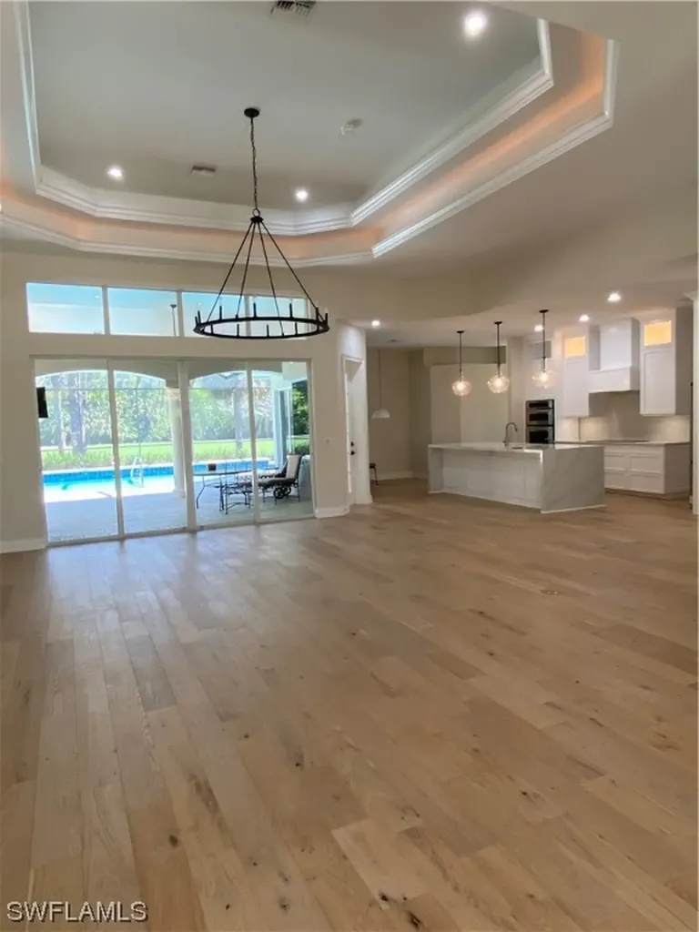 519 Eagle Creek Drive Naples FL 34113
