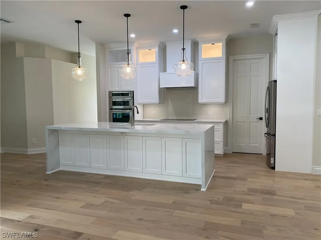 519 Eagle Creek Drive Naples FL 34113