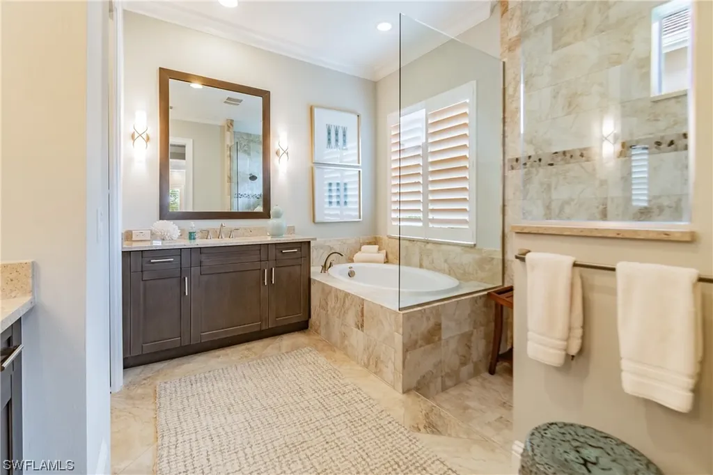 6449 Pembroke Way Naples FL 34113