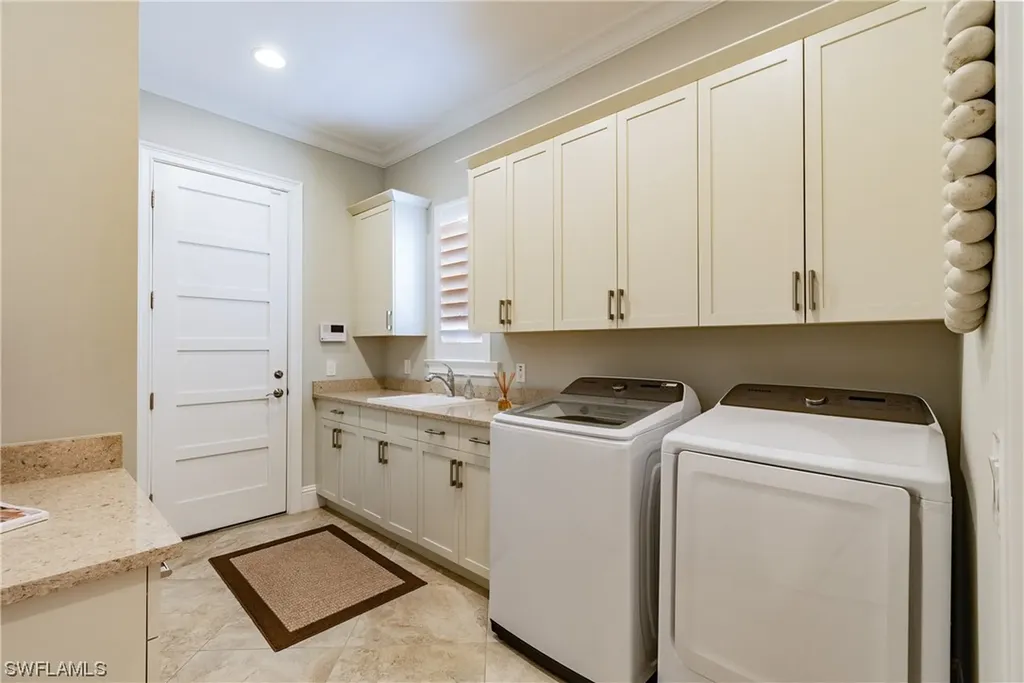 6449 Pembroke Way Naples FL 34113