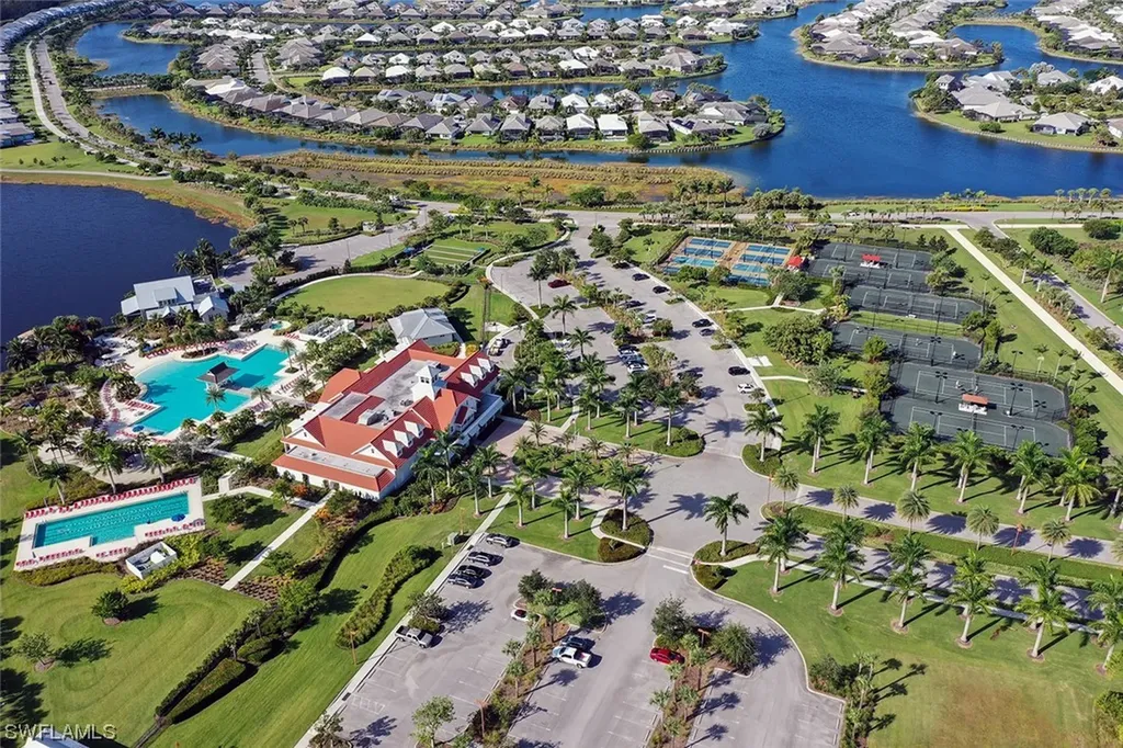 6449 Pembroke Way Naples FL 34113