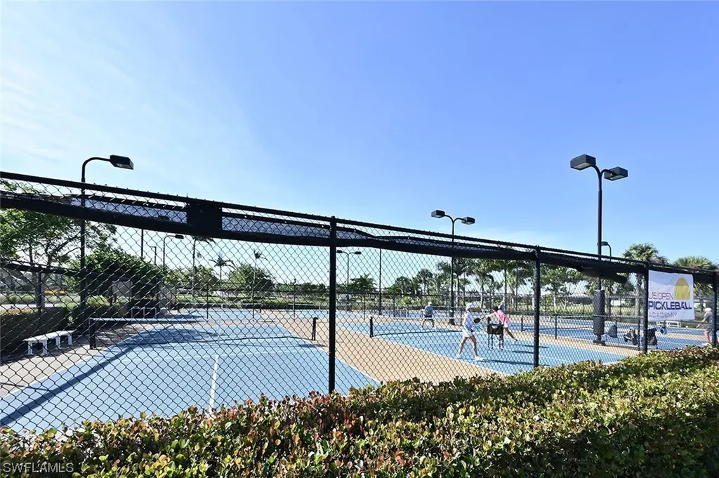 6449 Pembroke Way Naples FL 34113