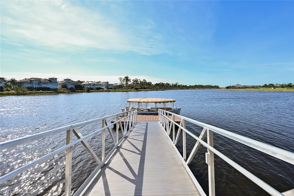 6449 Pembroke Way Naples FL 34113