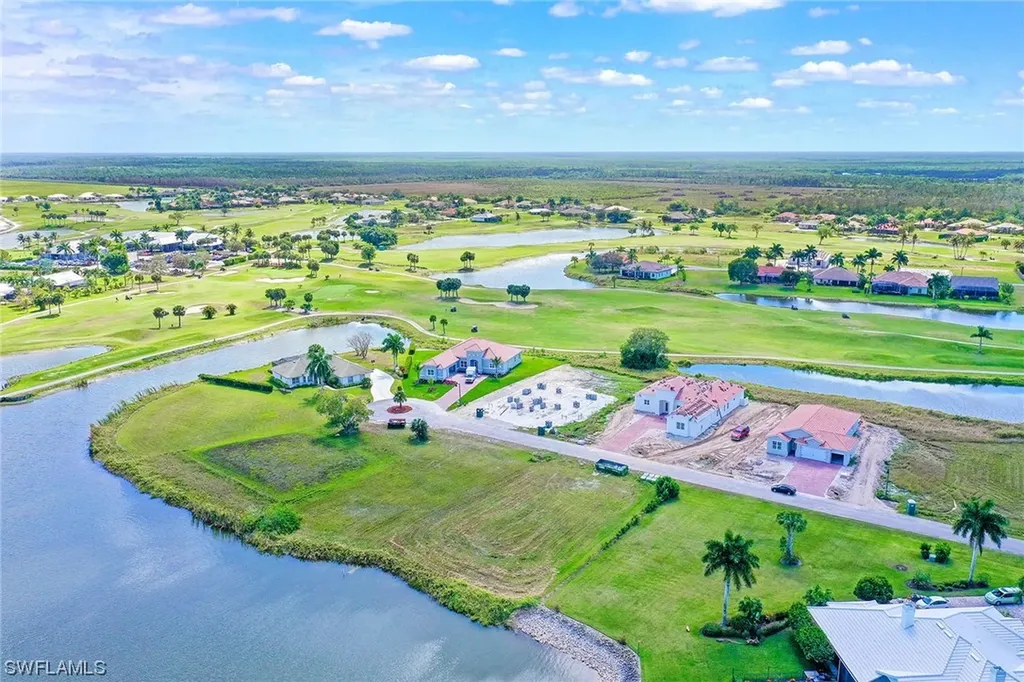 18013 Sandtrap Drive Naples FL 34114