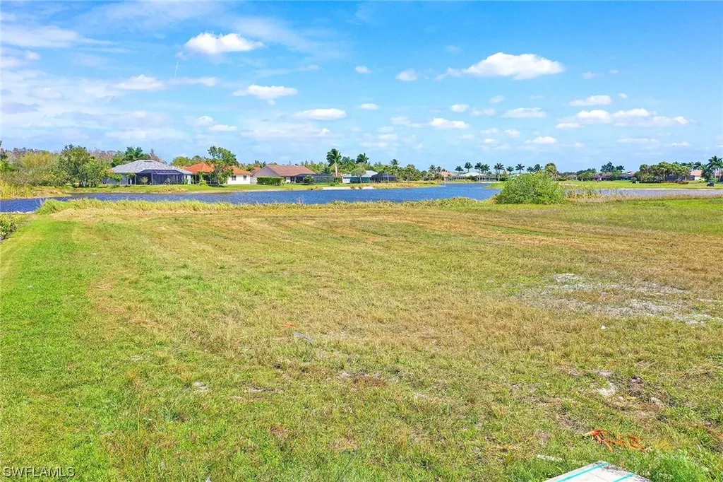 18013 Sandtrap Drive Naples FL 34114