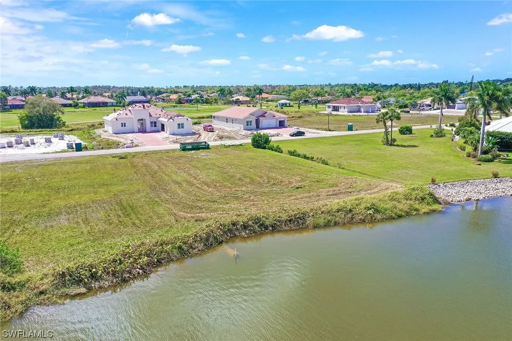 18013 Sandtrap Drive Naples FL 34114
