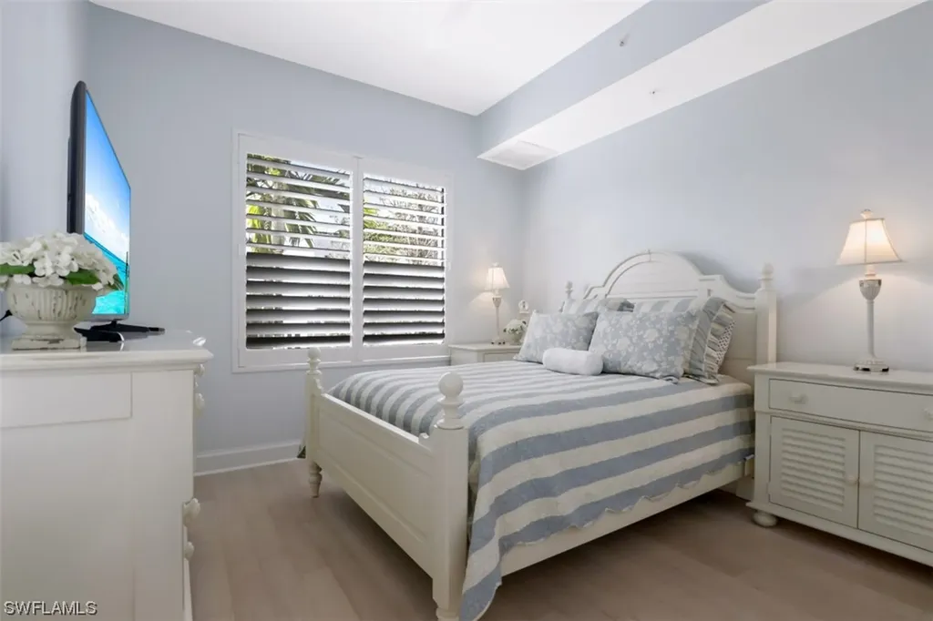 1111 Central Avenue Naples FL 34102