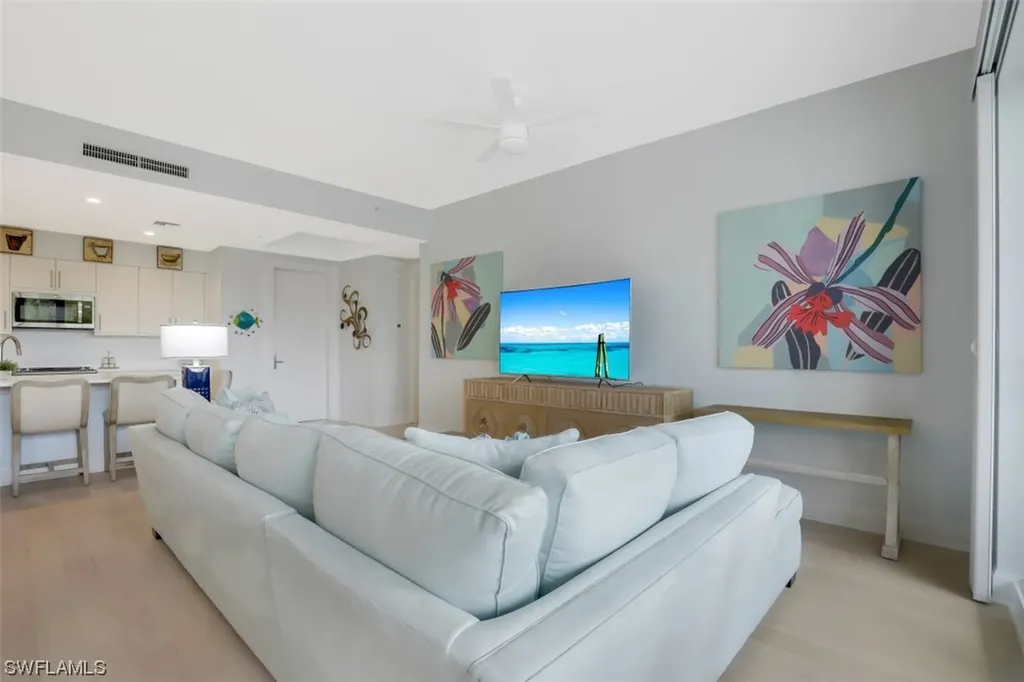 1111 Central Avenue Naples FL 34102