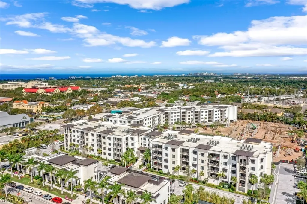 1111 Central Avenue Naples FL 34102