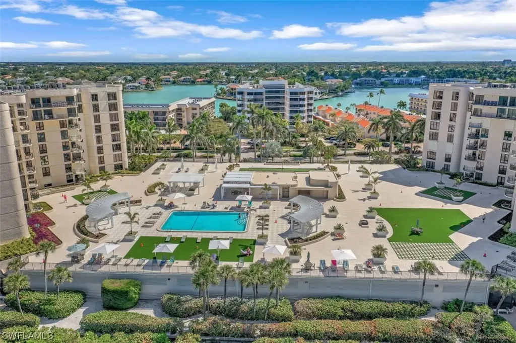 3215 Gulf Shore Boulevard N Naples FL 34103