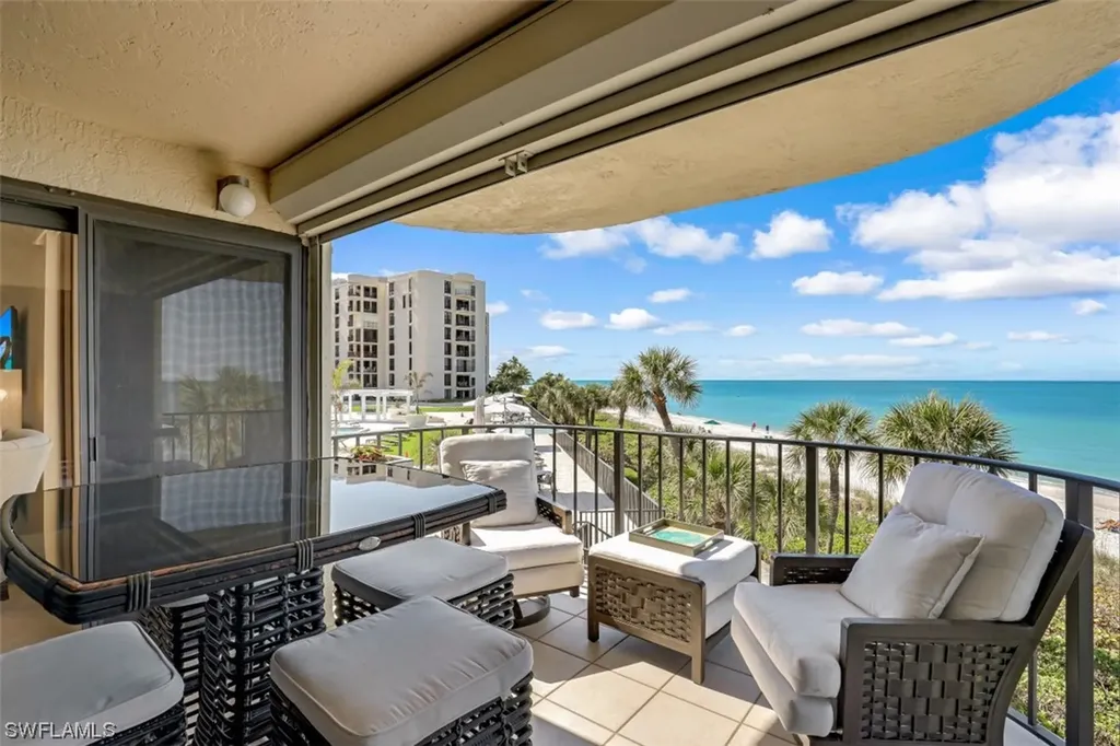 3215 Gulf Shore Boulevard N Naples FL 34103