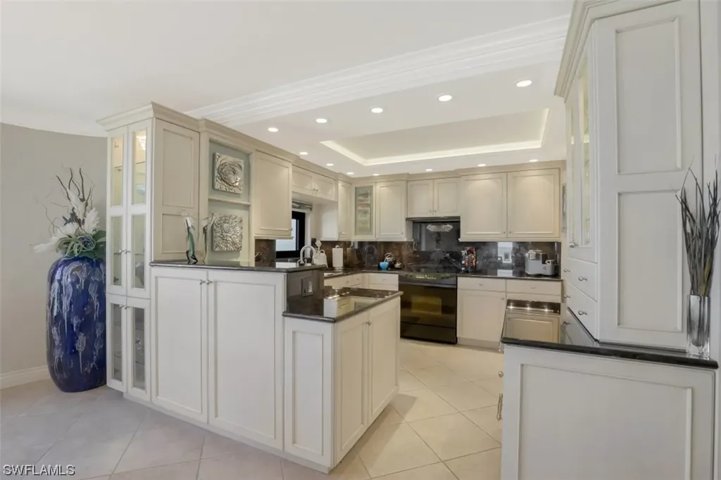 3215 Gulf Shore Boulevard N Naples FL 34103