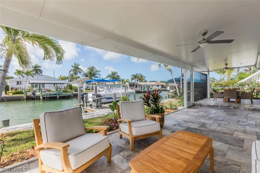 136 Trinidad Street Naples FL 34113