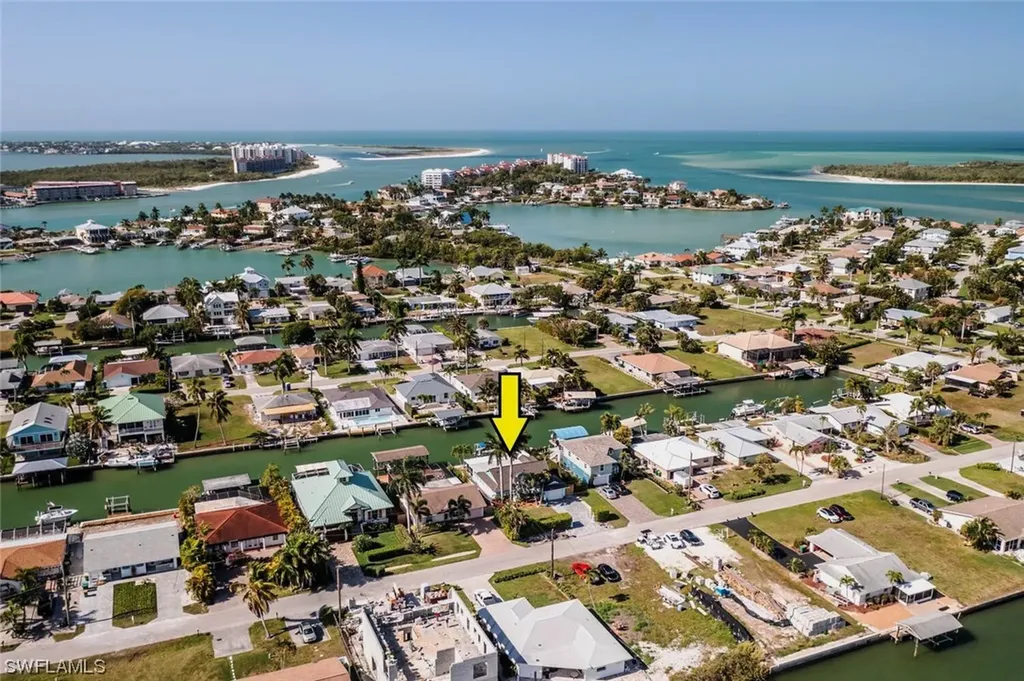 136 Trinidad Street Naples FL 34113