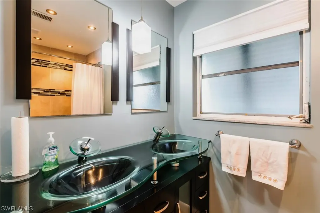 136 Trinidad Street Naples FL 34113