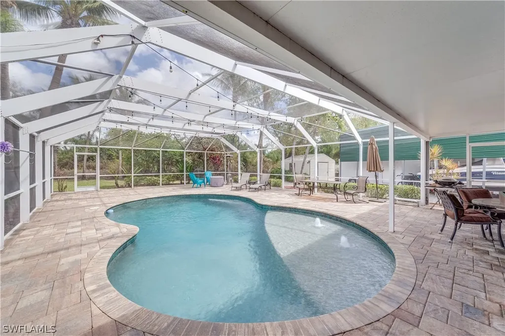 1687 N Flossmoor Road Fort Myers FL 33919