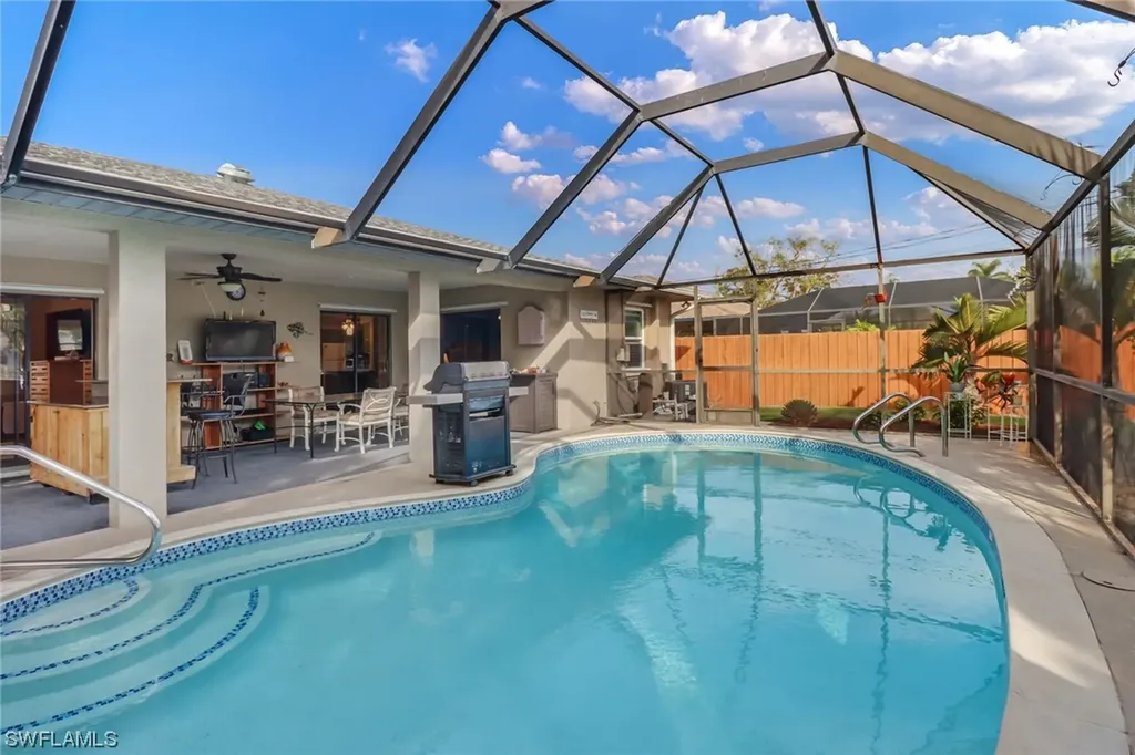 46 8th Street Bonita Springs FL 34134