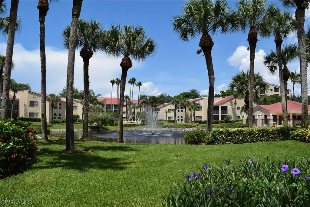 6525 Valen Way Naples FL 34108