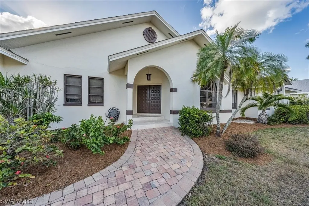 1782 N Bahama Avenue Marco Island FL 34145
