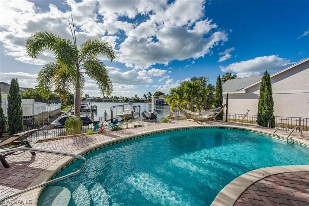 1782 N Bahama Avenue Marco Island FL 34145