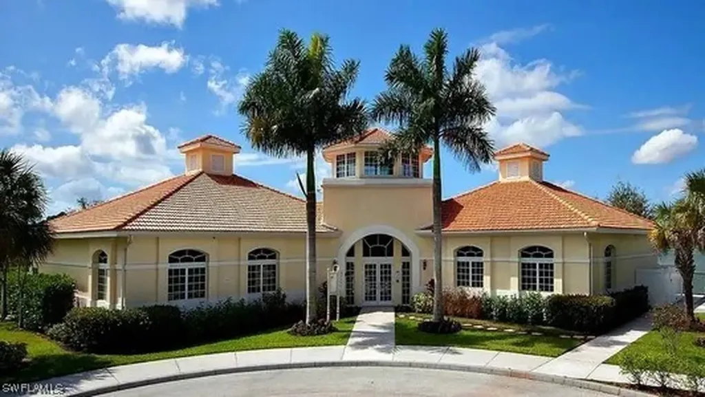 2786 Orange Grove Trail Naples FL 34120
