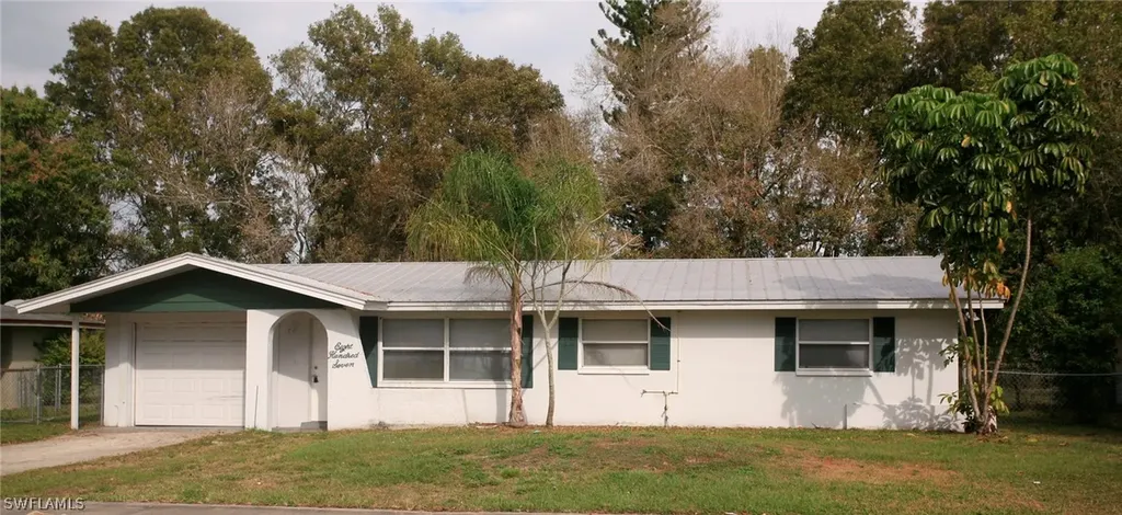 807 Dellena Lane Fort Myers FL 33905