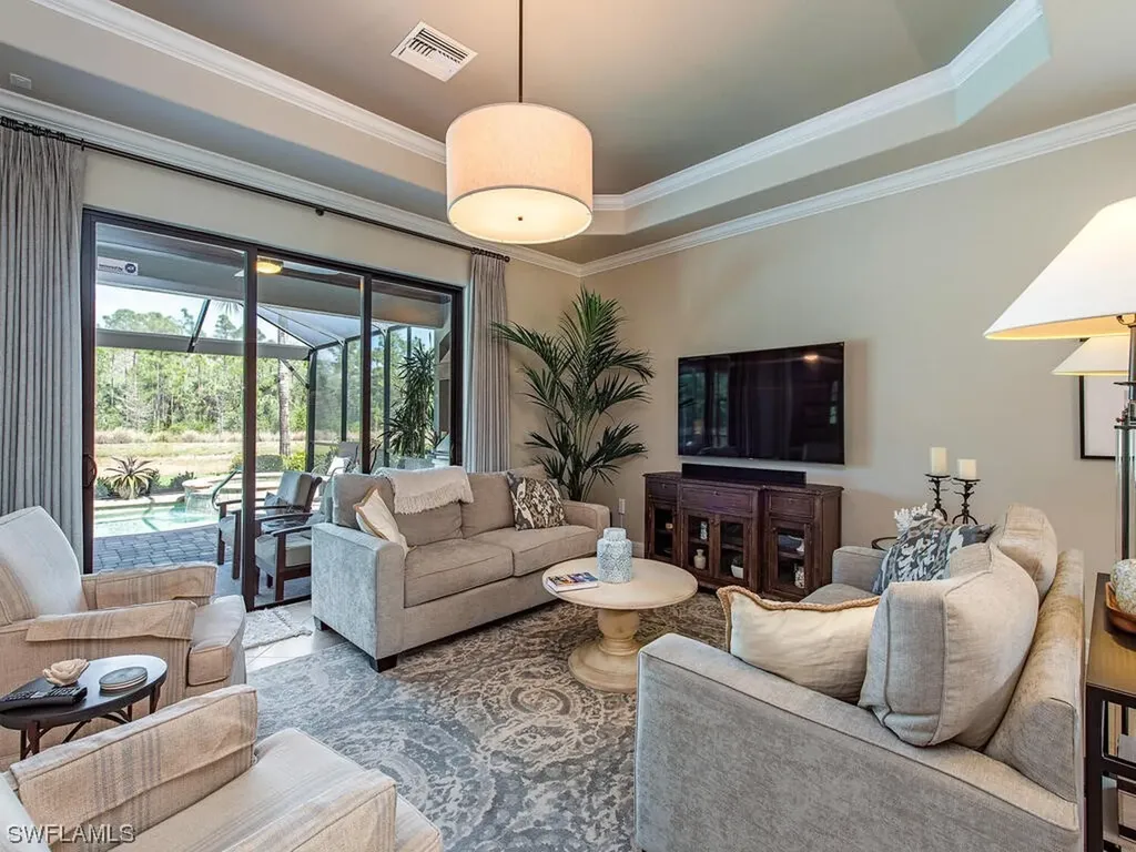 9413 Rialto Drive Naples FL 34113
