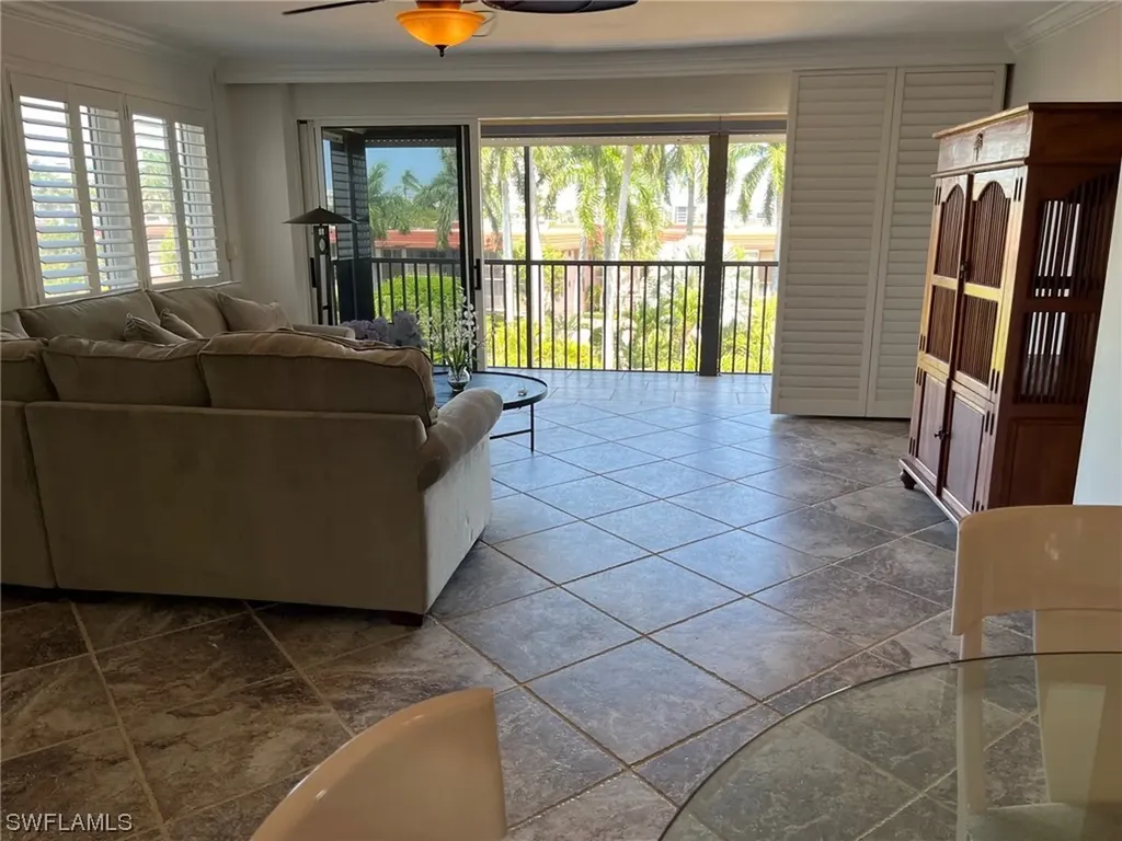 2170 Gulf Shore Boulevard N Naples FL 34102