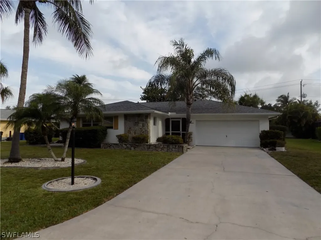 1357 Oaklawn Court Fort Myers FL 33919