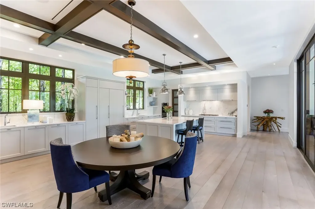 336 1st Avenue N Naples FL 34102