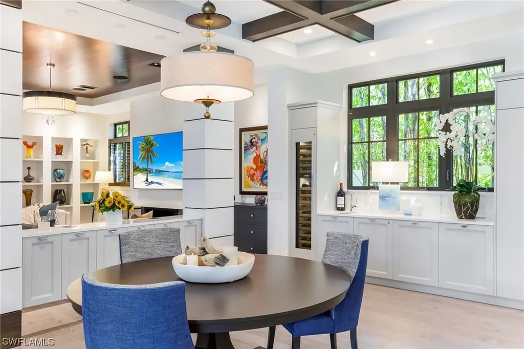 336 1st Avenue N Naples FL 34102