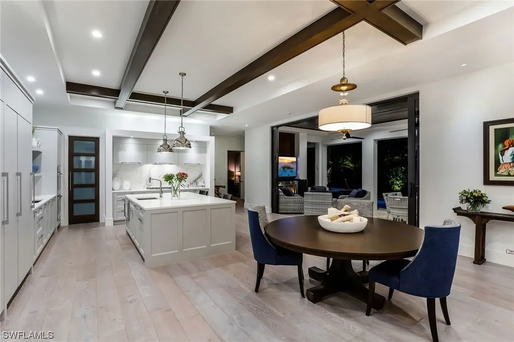 336 1st Avenue N Naples FL 34102