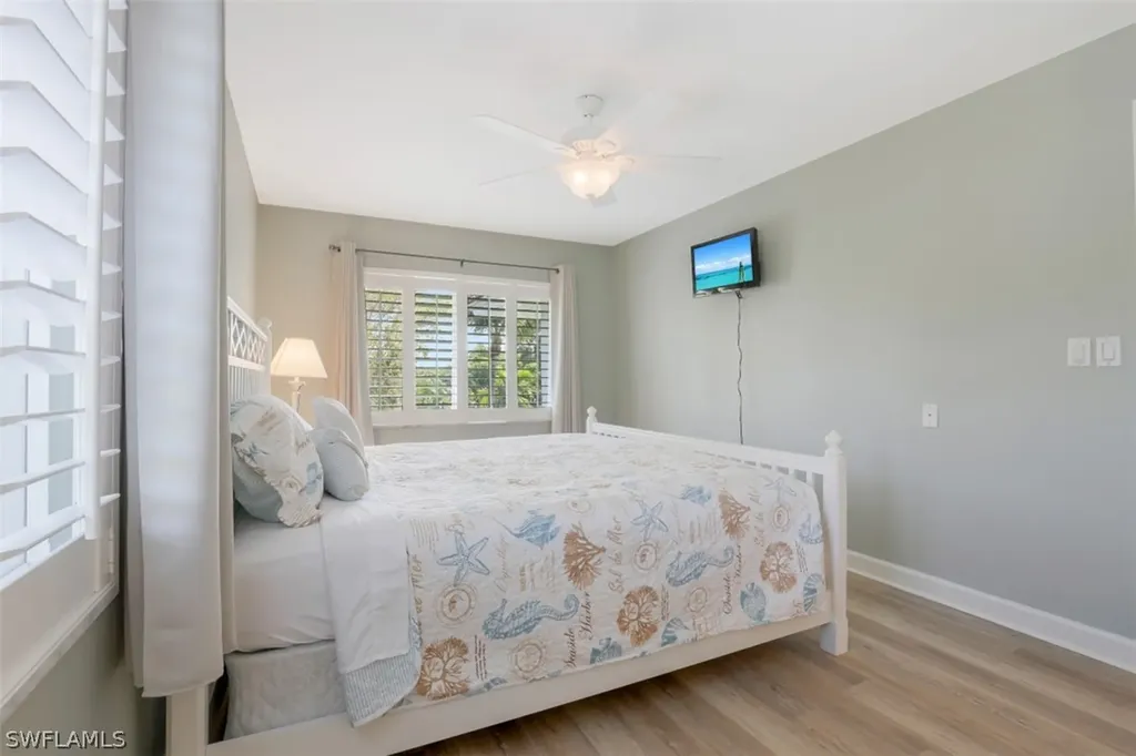 3041 W Gulf Drive Sanibel FL 33957